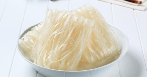 (raw rice noodles)
